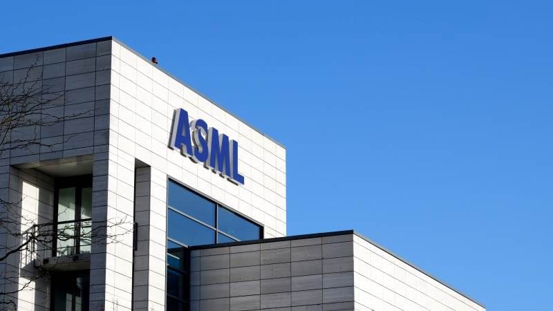 ASML Predicts Strong Growth Through 2030, Driven by AI Demand