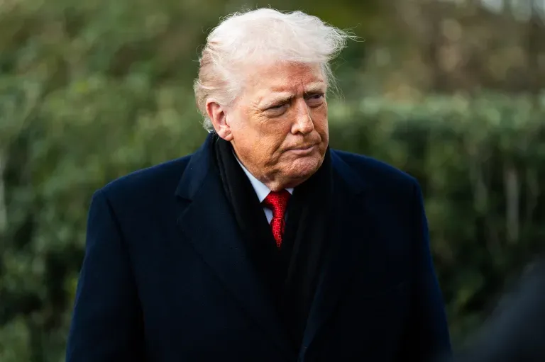 Investors Panic as Trump’s Greenland Plan Sends Markets Tumbling