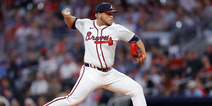 Braves Reliever Joe Jiménez to Miss 8-12 Months After Knee Surgery, Impacting Offseason Plans