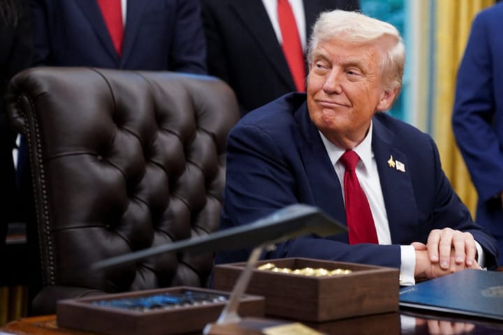 Shutdown Chaos Blocks Trump’s Farm Rescue — Farmers Say Even a $14B Bailout Won’t Cut It